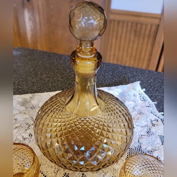 MCM Empoli Amber Glass Decanter Set - Picture 4 of 15